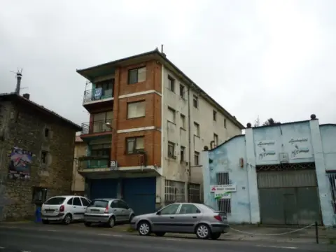 Piso en calle de Menéndez Pelayo, 12